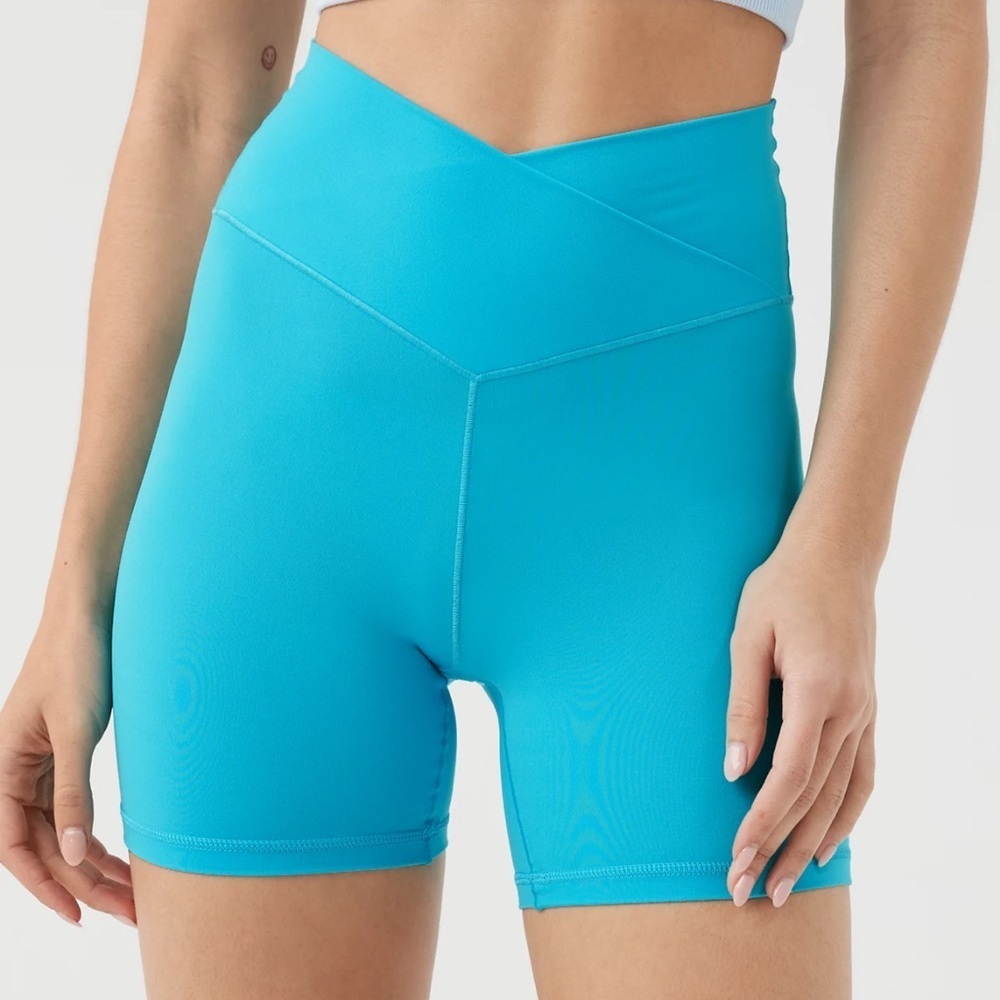 NWT Offline by Aerie Real Me Crossover 5” Bike Short